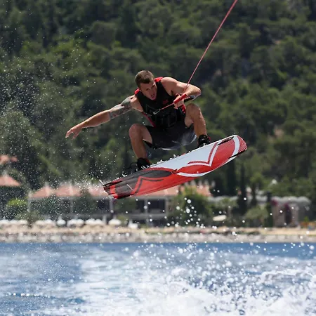 Hillside Club Üdülőközpont