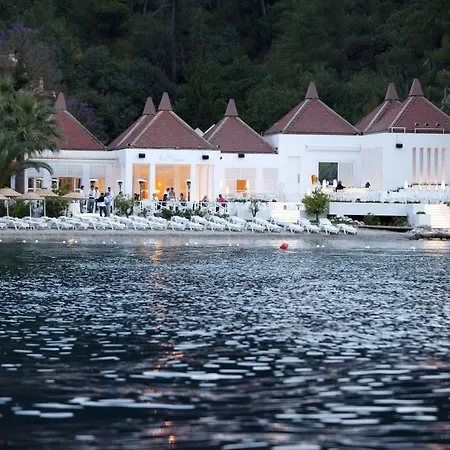 Üdülőközpont Hillside Club 5*