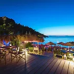 Hillside Club 度假村
