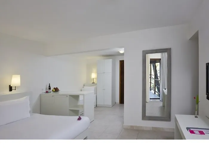 Resort Hillside Club 5*