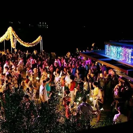 Hillside Club 5* フェティエ