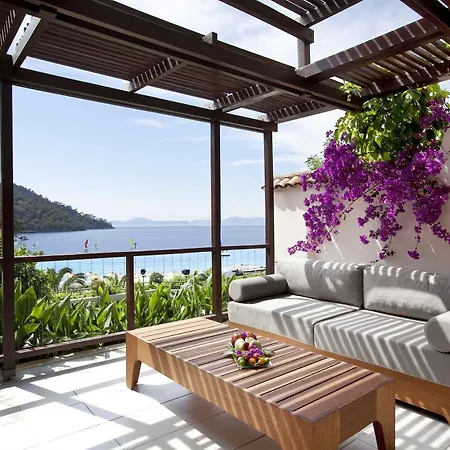 Hillside Club フェティエ