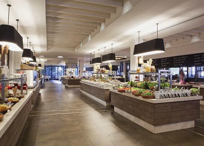 Hillside Club Курортный комплекс 5*