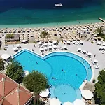 Hillside Club Φετιγιέ