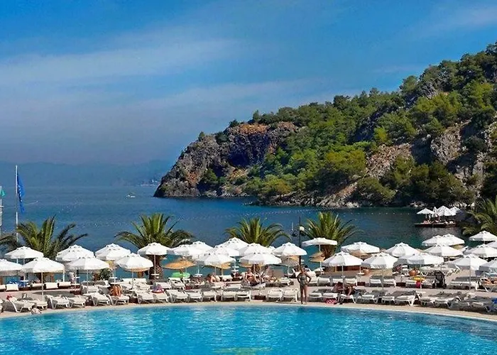 Semesteranläggning (resort) Hillside Club 5*